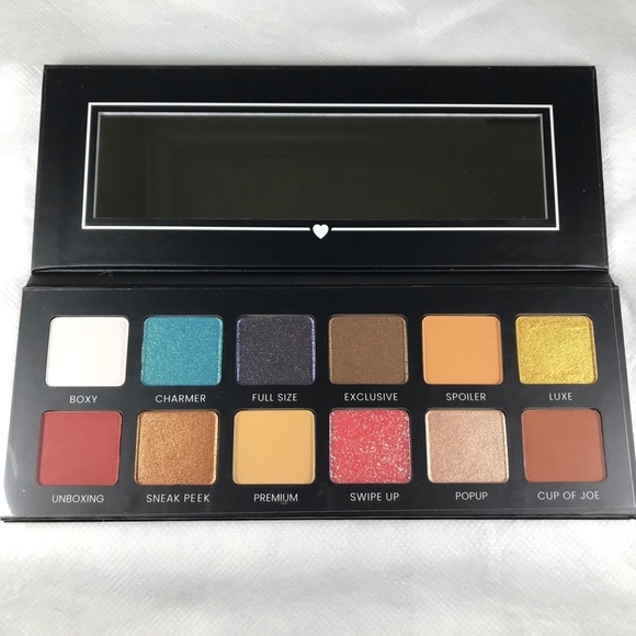 BOXYCHARM Hello, Charmer! Eyeshadow Palette - Picture 4 of 4
